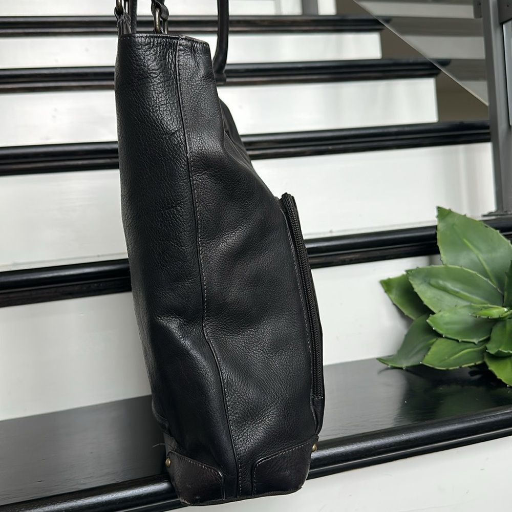 Solo Black Leather Tote Bag with Front Pocket - Picture 6 of 14